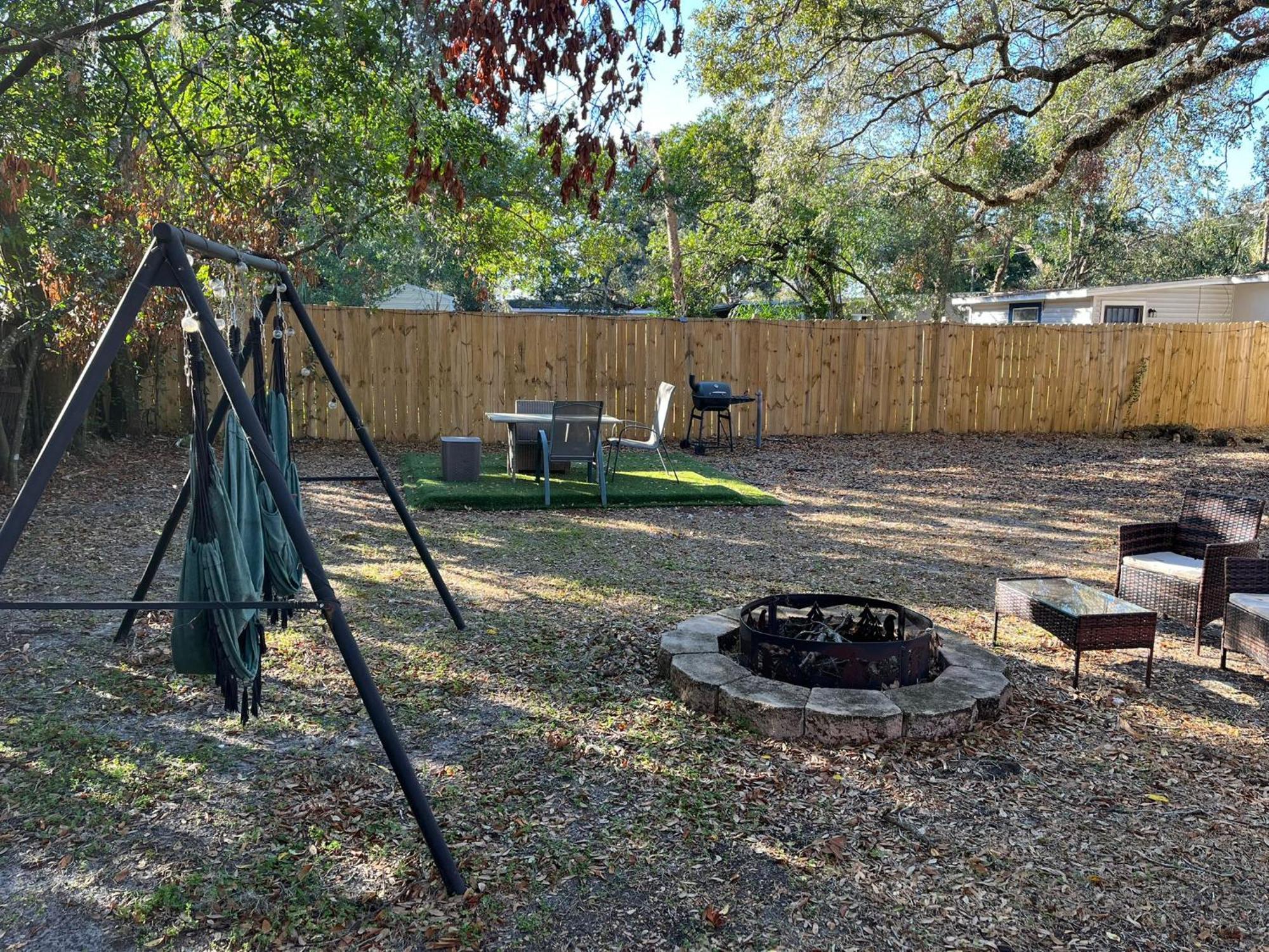 Cozy Home In Tampa Near Ybor & Busch Gardens Bagian luar foto