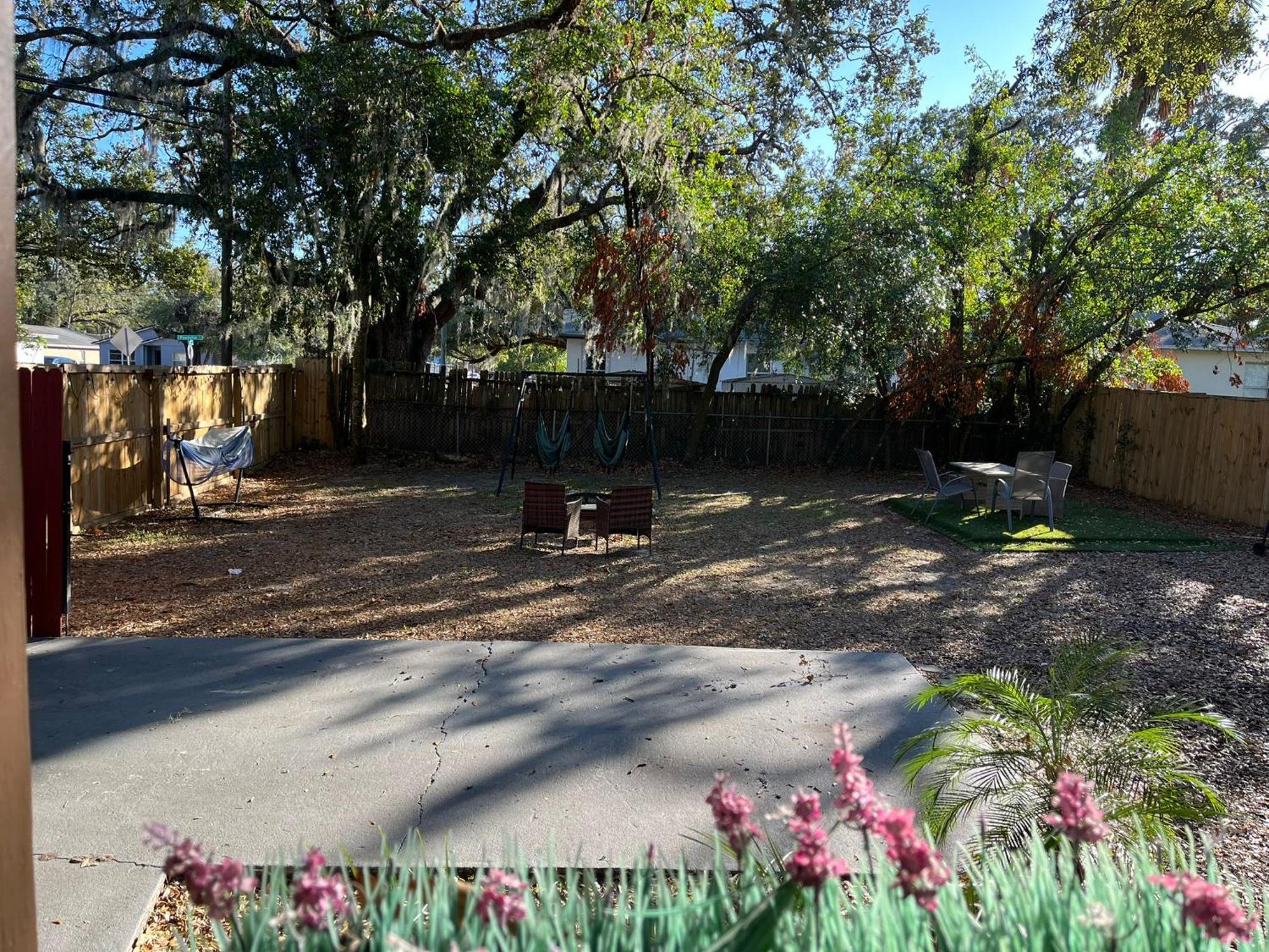 Cozy Home In Tampa Near Ybor & Busch Gardens Bagian luar foto